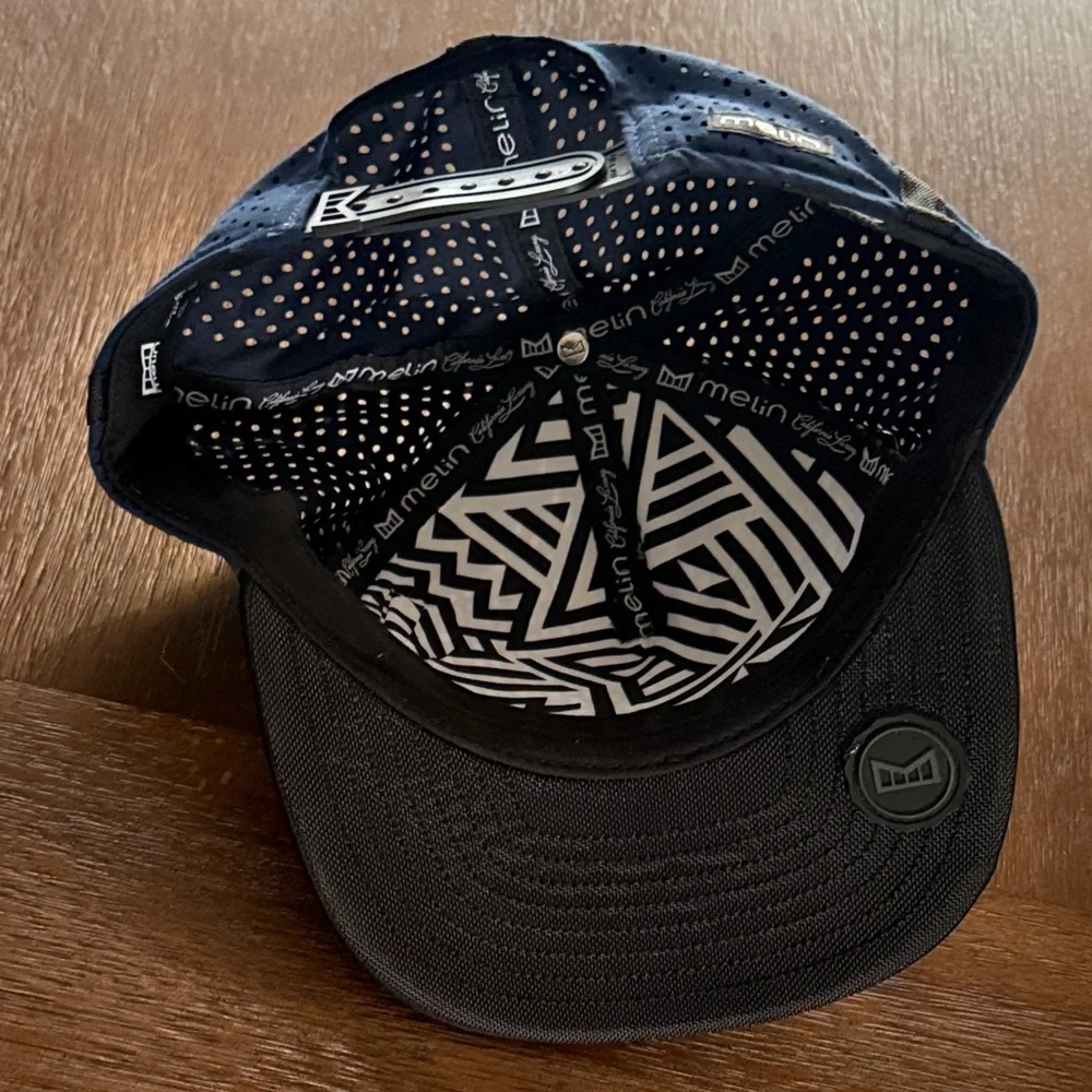 Melin “Amphibian” Hat - Picture 4 of 6